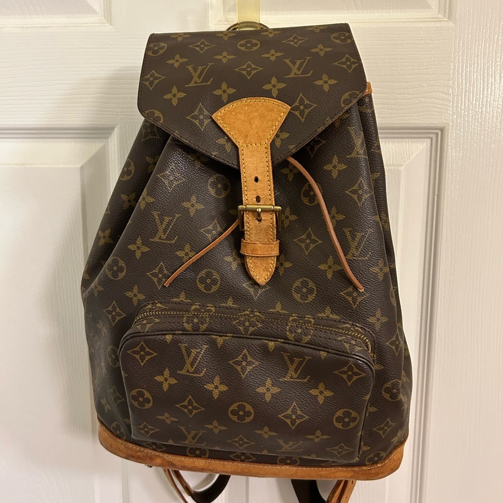 SOLD……..Monstrous Backpack Louis Vuitton. Authentic.